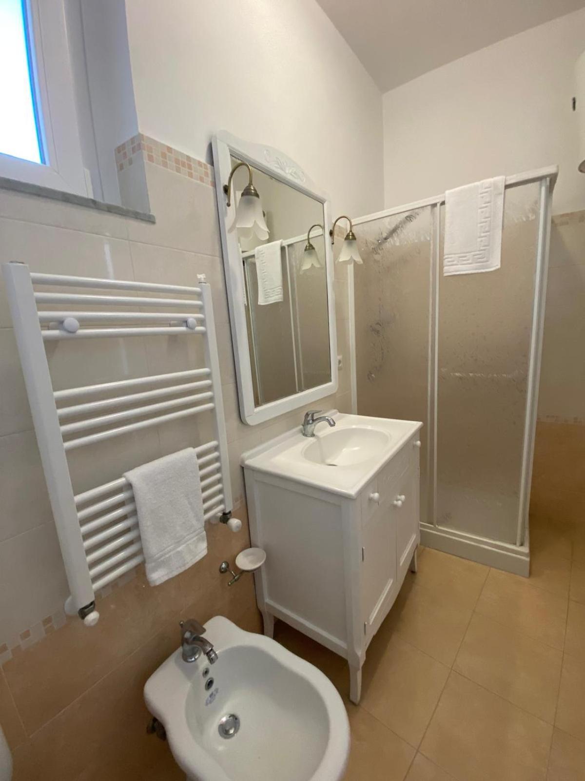 Il Cappero Casa Vacanze Stazzo Экстерьер фото